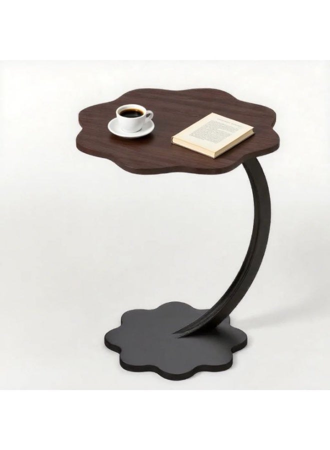 NAMA A modern rose-shaped side table with an elegant round top and sturdy metal legs = chic style - Image 2